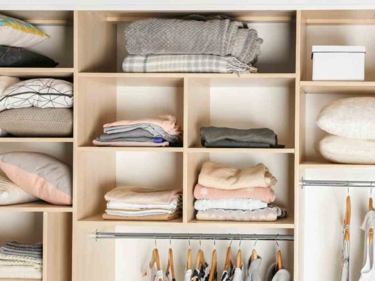 college dorm room organization tips