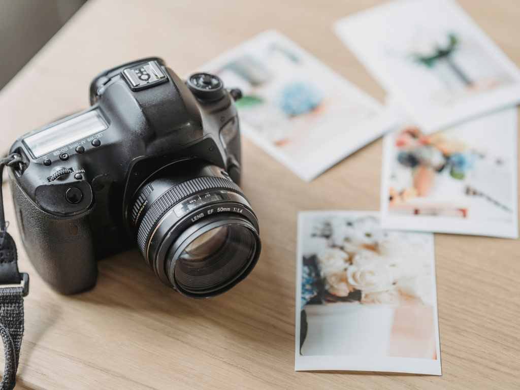wedding photos and camera